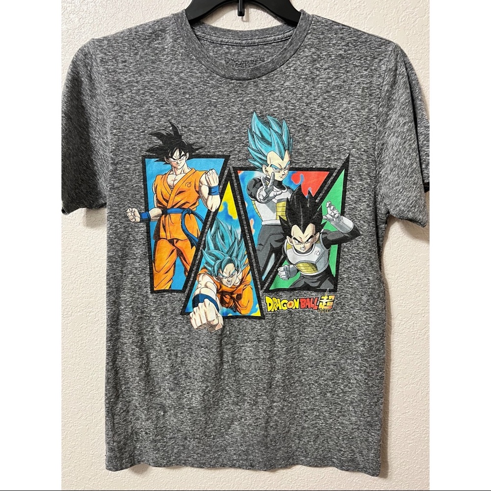 Dragon Ball Super Mens T-shirt, size Medium, Gray